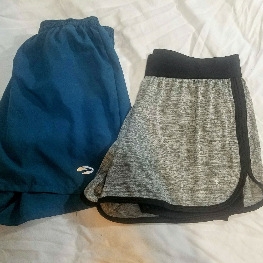 2 Pairs Shorts Brooks & Champion Sz S